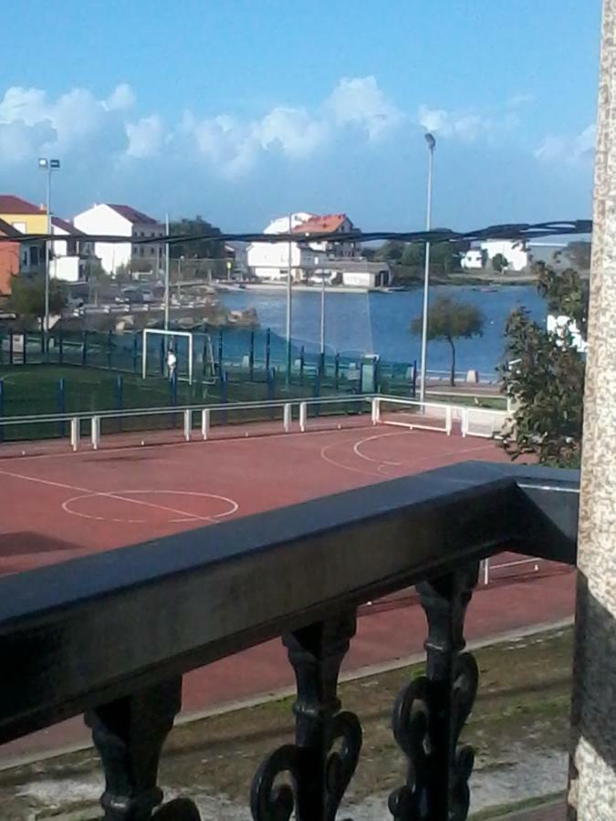 Apartamento En Terra Do Porto Con Vistas O Grove Exteriör bild